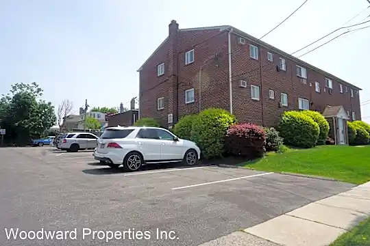 401 Llanerch Ave Photo 2