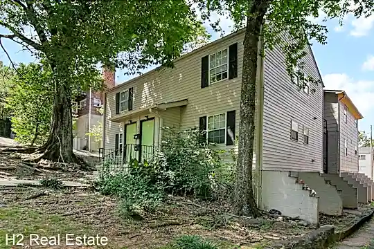 33rd Street Apartments Photo 1