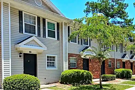 Live Oak, LP Photo 1