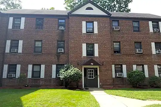 Raven Hill Apartments Photo 1