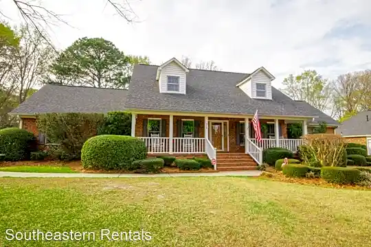 310 Mallard Dr Photo 1