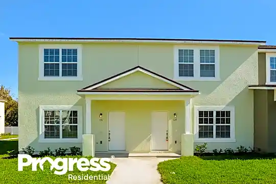 130 Eleven Oaks Circle Photo 1