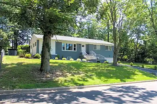4988 Keppler Rd Photo 2