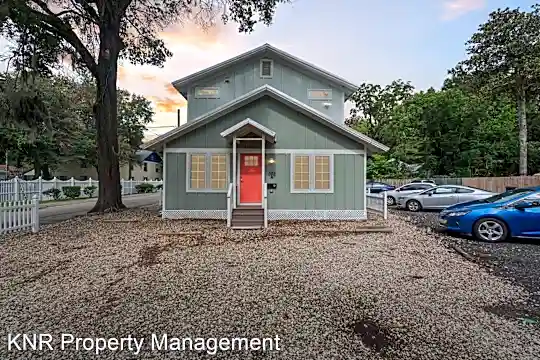 302 NW 7th Terrace Photo 1