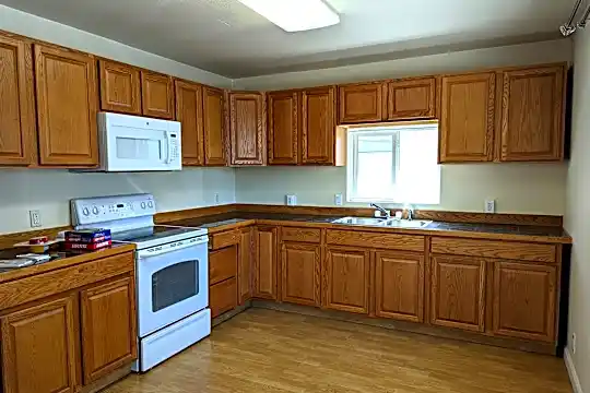 2204 Date St Photo 2