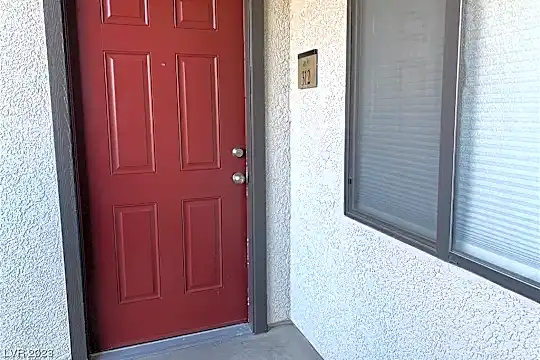 950 Seven Hills Dr #312 Photo 2