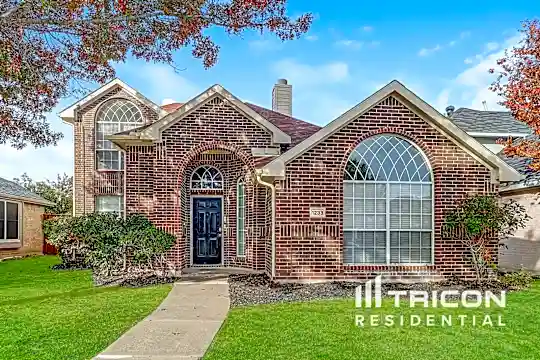 1233 Clear Creek Drive Photo 1