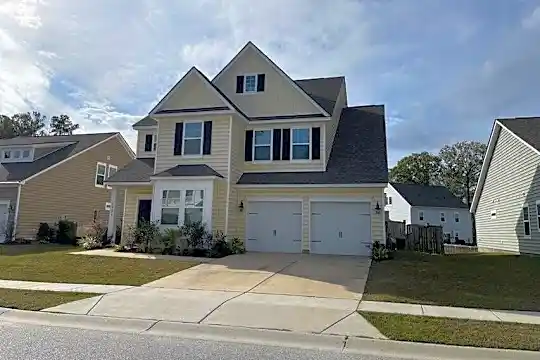 1923 Sweetfern Rd Photo 2