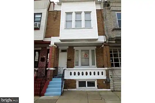 1804 S Ringgold St Photo 2