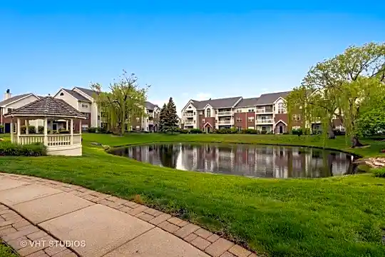 63 Kensington Cir #309 Photo 1