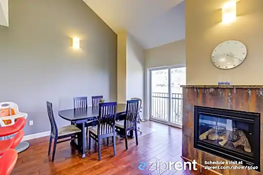 32 Megan Dr Photo 1