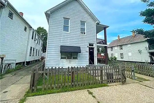 7100 Lawn Ave #1 Photo 1