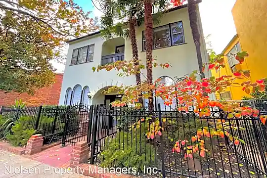 1410 G St Photo 1