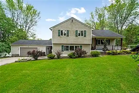 51 Cherry Hill Rd Photo 2