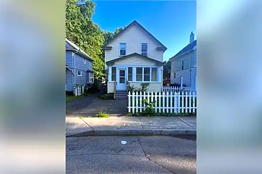 16 Judson St Photo 1