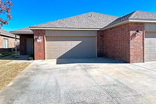9803 Uvalde Ave Photo 1