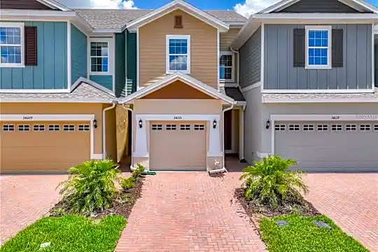 34215 Rogallo Ln Photo 1