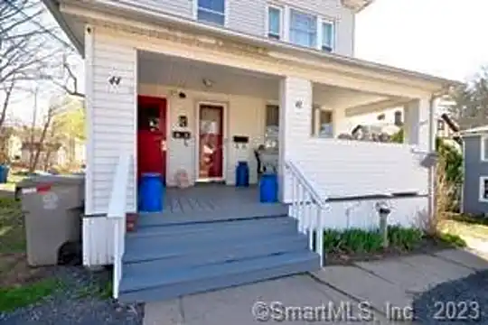 42 Oakland St #2 Photo 2