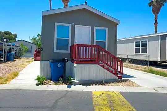 1624 Palm St #113 Photo 1