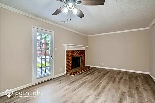 1914 Norcross Chase Cir Photo 2