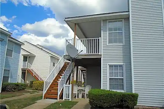 506 Wharf Ct Photo 1