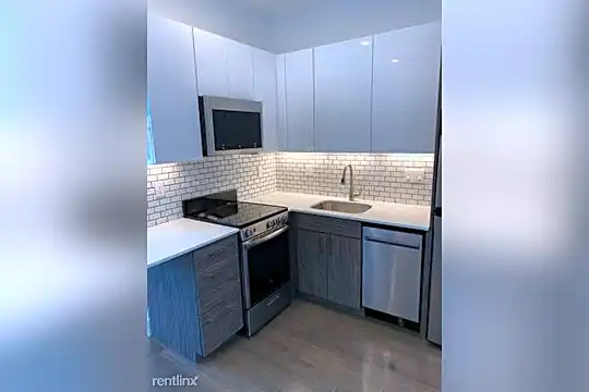 11 Queensberry St Photo 1