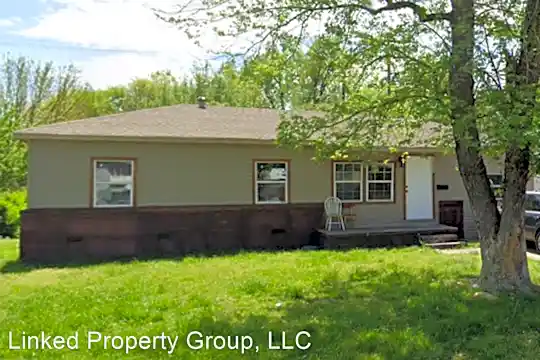 1030 E 51st Pl N Photo 1