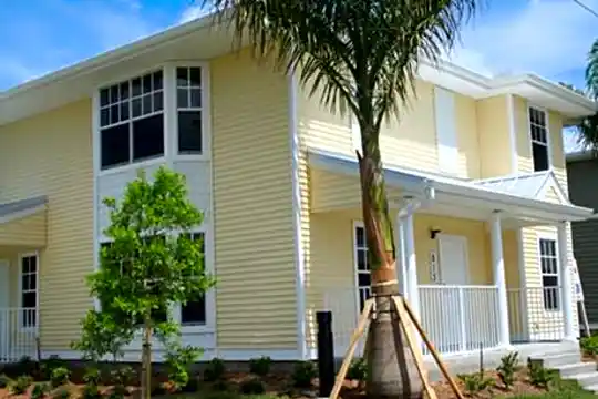 Gulf Breeze Photo 2