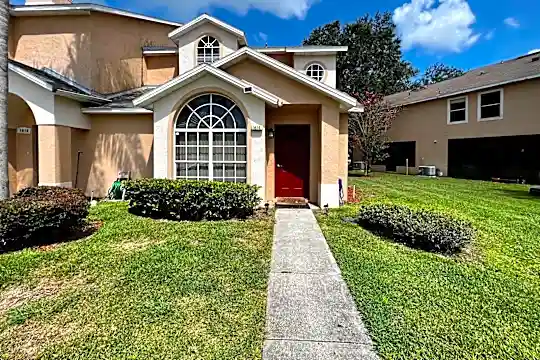 1614 Sanibel Dr Photo 1