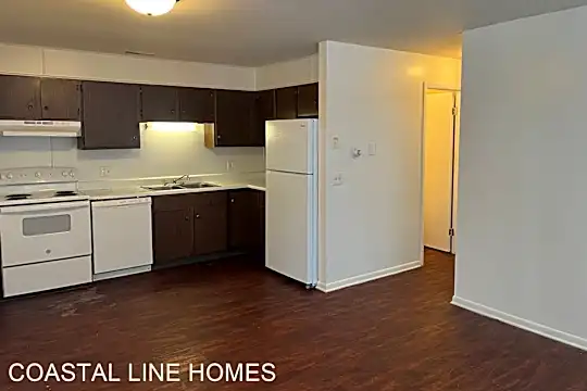 1850 Squire Dr Photo 2