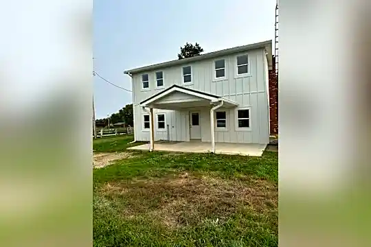 17241 Hopewell Rd Photo 2