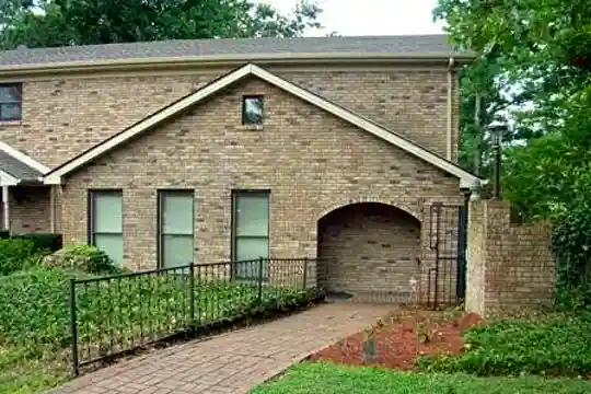 3507 Lakeside Ct Photo 1