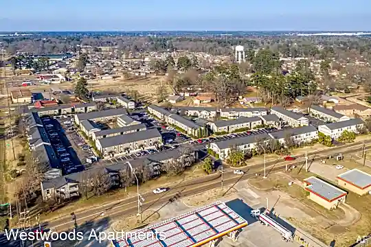 Westwood Apartments Photo 2