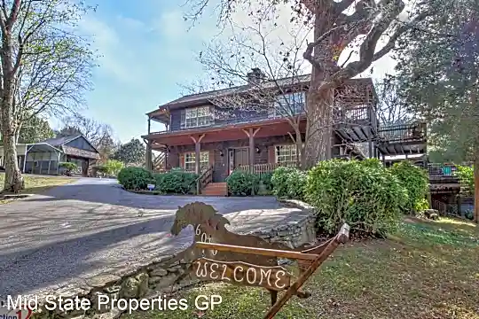 6010 Benders Ferry Rd Photo 2
