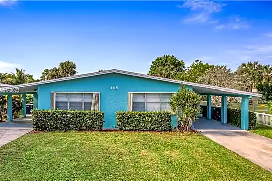 1115 Hernando St #B Photo 1
