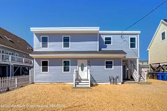 40 Bay Shore Dr Photo 1