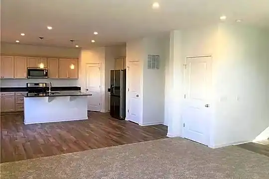 63 Woodhull Cir Photo 2
