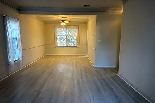 8 Quarry Ct Photo 2