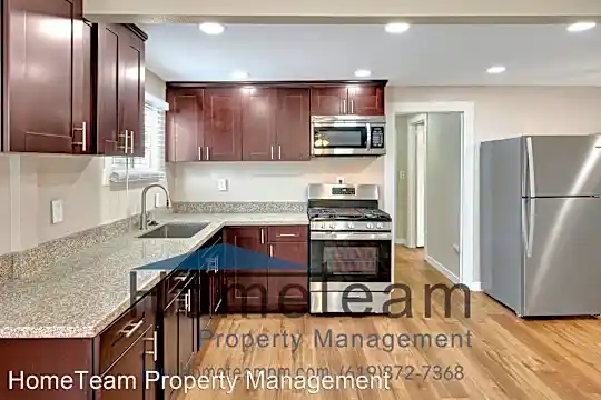 131 E 5th St Photo 1