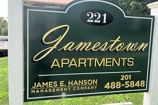 Jamestown Apartments Photo 2