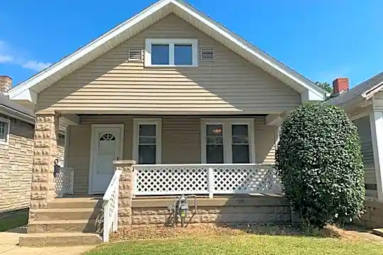 1414 E Olive St Photo 1