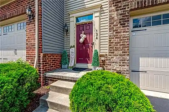 134 Arbor Trail Dr Photo 1