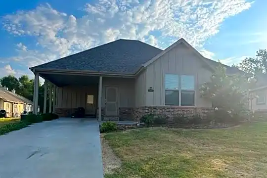 4128 N Rolling Meadows Dr Photo 1