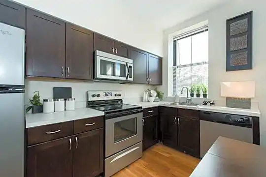 Station Lofts Photo 1