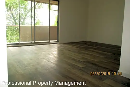 430 Golden Gate Ave Photo 2