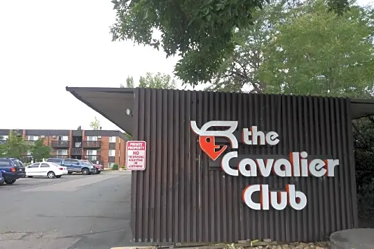 Cavalier Club Apartments Photo 2