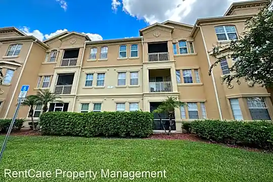 611 Terrace Ridge Cir Photo 1