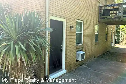 812 Bradley St Photo 1