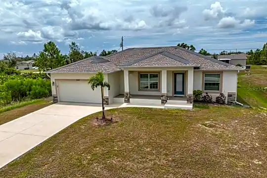 11707 Willmington Blvd Photo 1