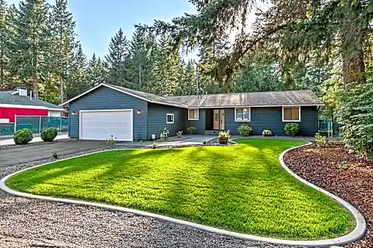 12925 Ferndale Dr Photo 1